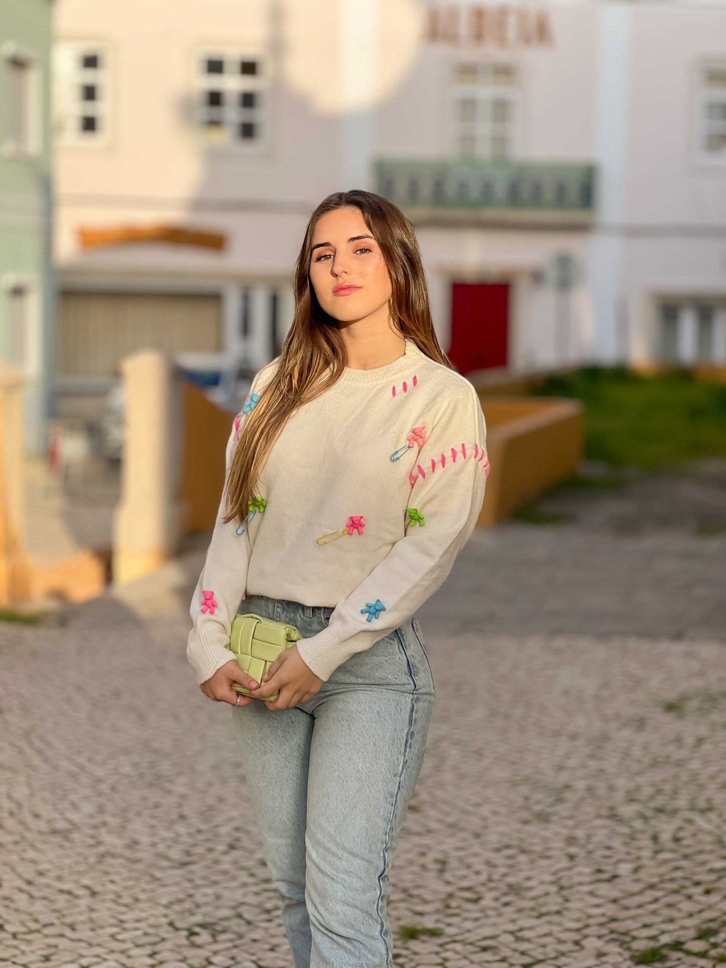 Camisola malha ursos em relevo preto branco